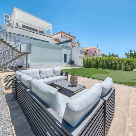 Villa With Pool * Феррагуду